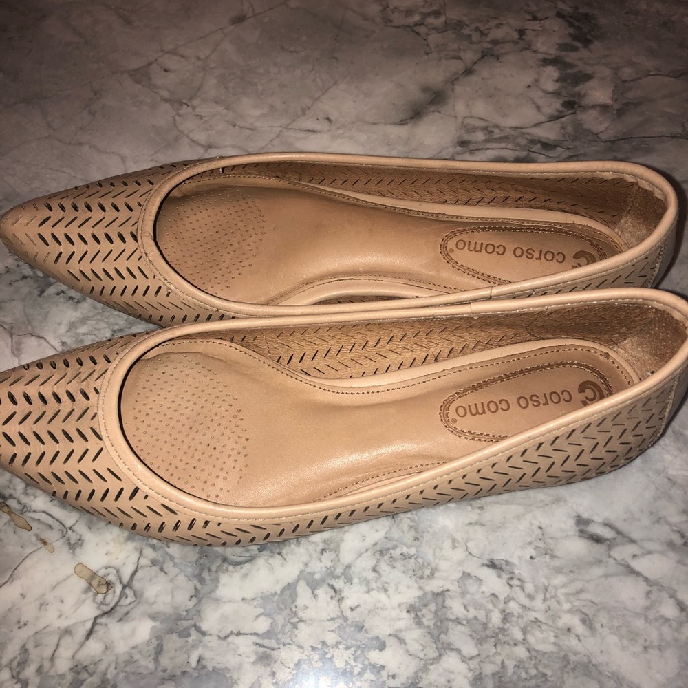 Corso Como pointed flats
